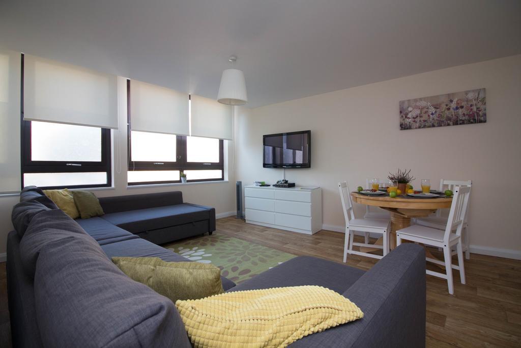 Castle Point Apartments Southampton Premier Lodge 외부 사진