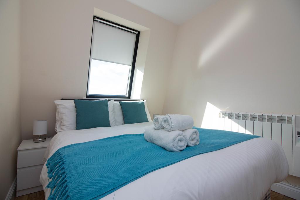 Castle Point Apartments Southampton Premier Lodge 외부 사진