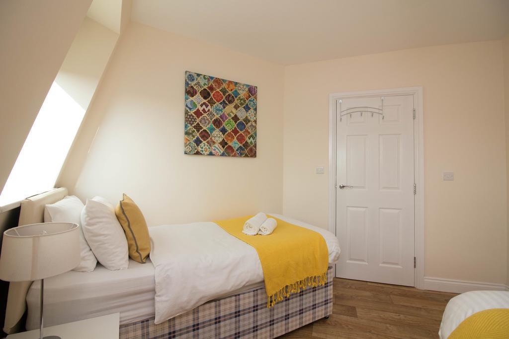 Castle Point Apartments Southampton Premier Lodge 외부 사진