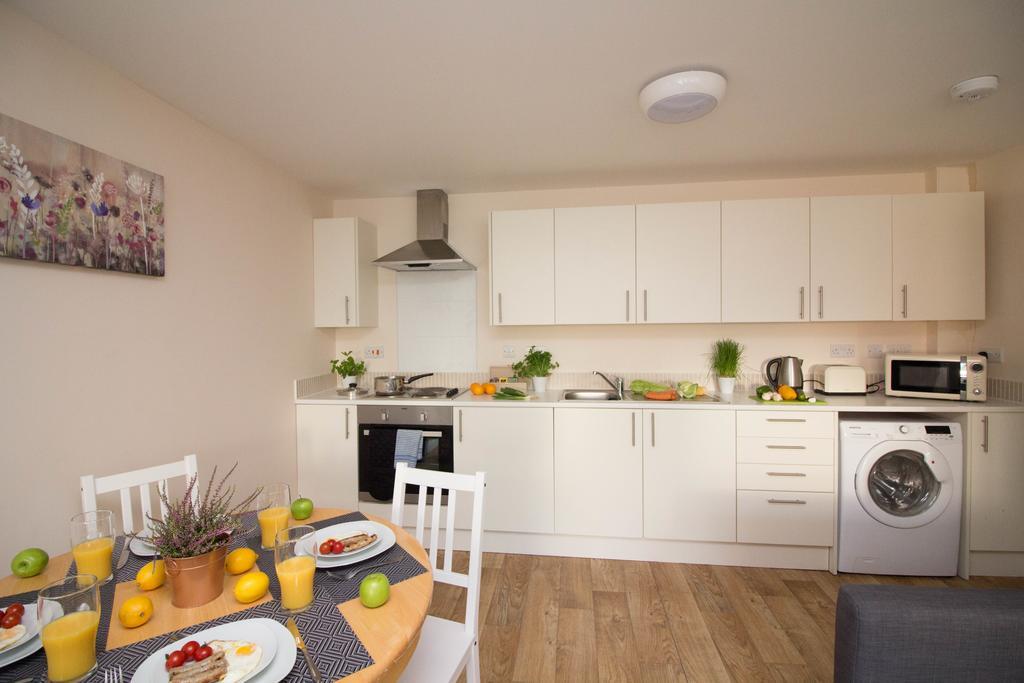 Castle Point Apartments Southampton Premier Lodge 외부 사진