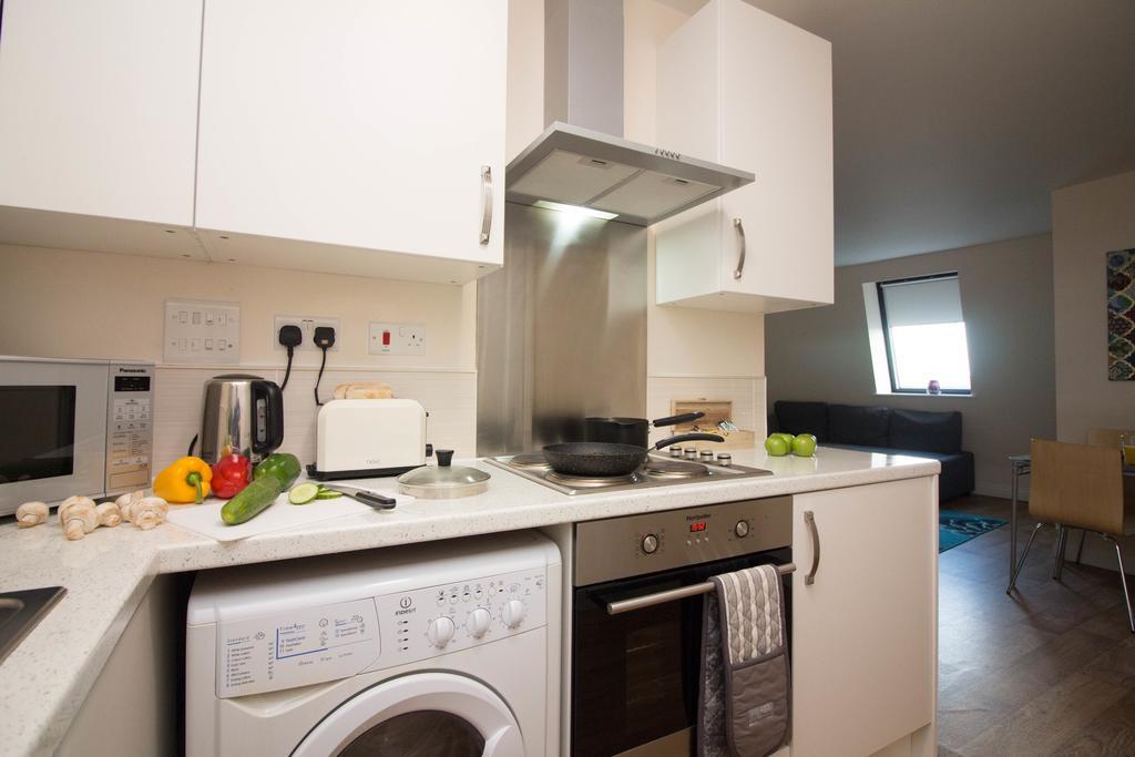 Castle Point Apartments Southampton Premier Lodge 외부 사진